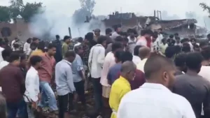 1280x720_2038723-kaushambi-firecracker-factory-blast-8-killed-1