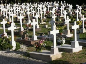 christian-cemetery_730X365