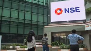 NSE शेयर प्राइस में गिरावट, एक महीने का शेयरहोल्डर लॉक-इन खत्म होने के बाद नेशनल स्टॉक एक्सचेंज के शेयर का भाव